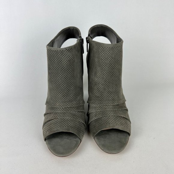 Vince Camuto Womens Kentvi Gray Suede Peep Toe Sandal Bootie Block Heel size 10 - Picture 2 of 16
